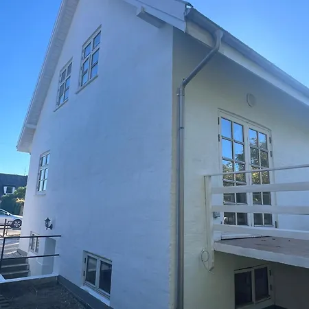 Casa De Rainer 7 ホームステイ *